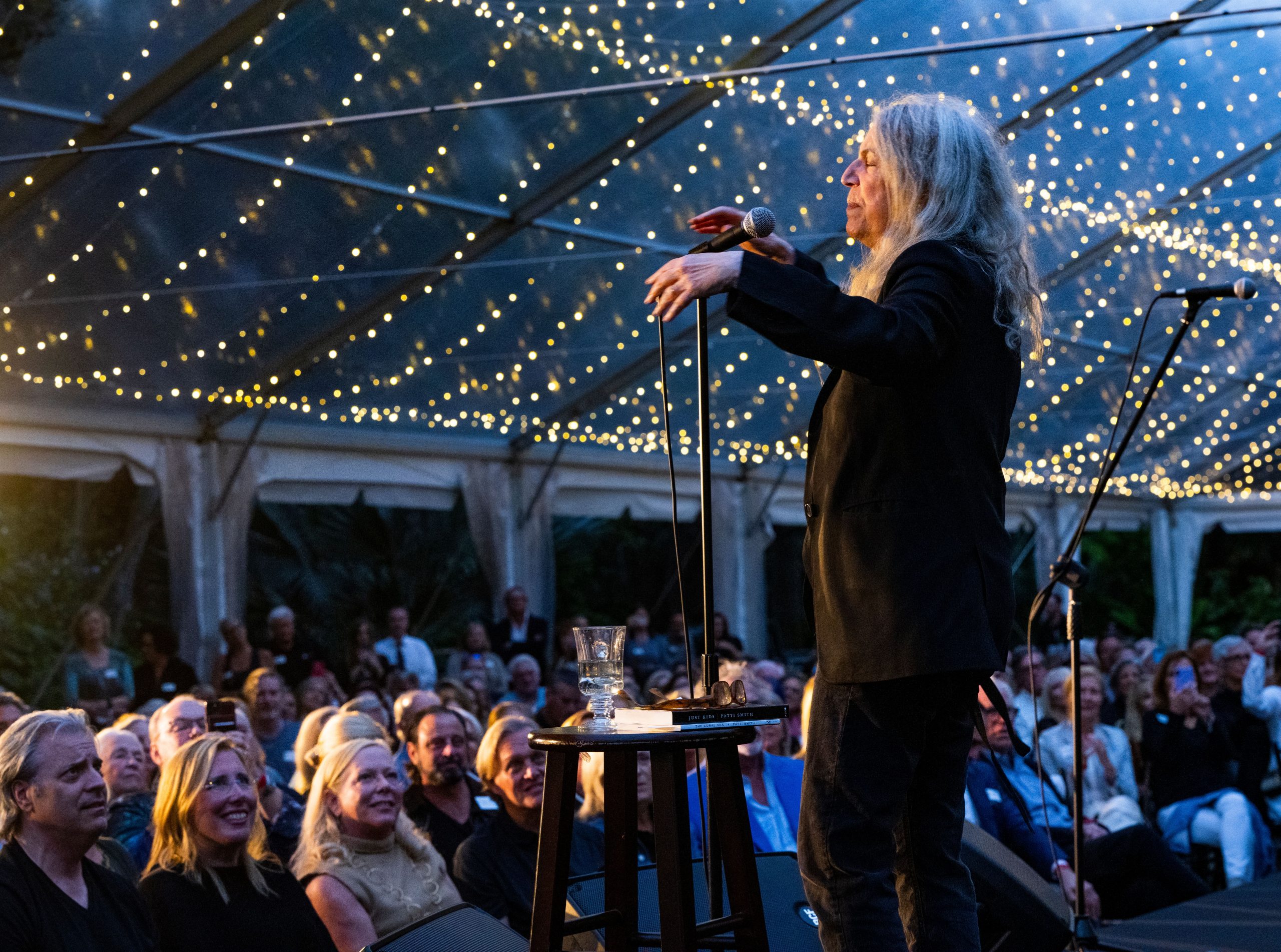 Pattie Smith singing at selby gardens